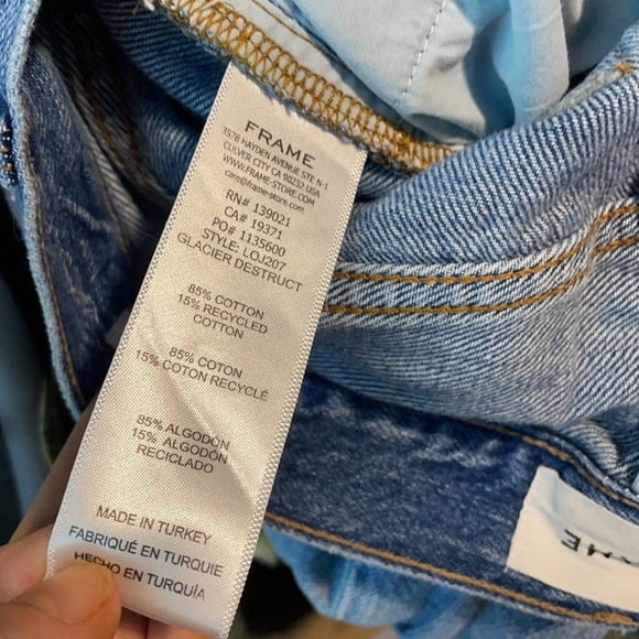 $248 Frame Le Original Distressed Light Wash Jeans - Picture 8 of 12